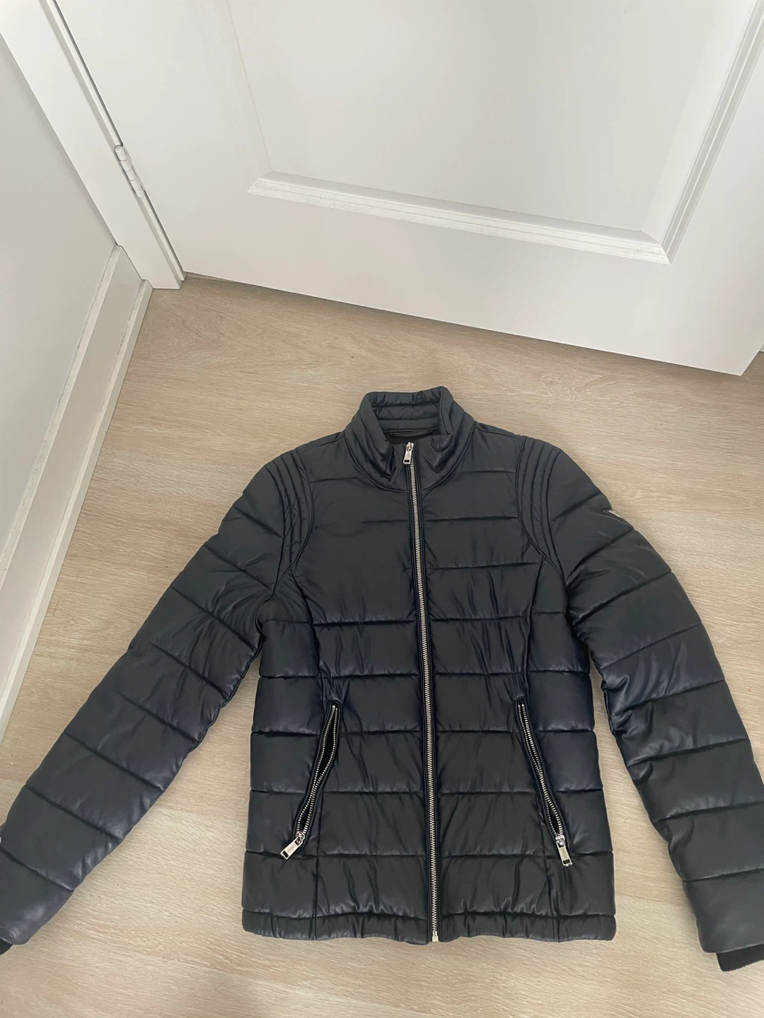 Guess Puffer Jacket