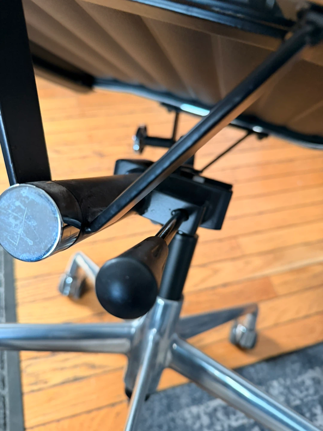 Office chair like a new - photo 4
