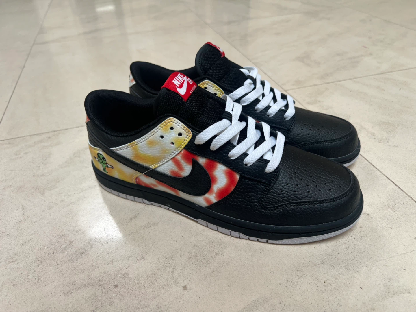 Nike SB Dunk Low 'What The' Men's Shoes