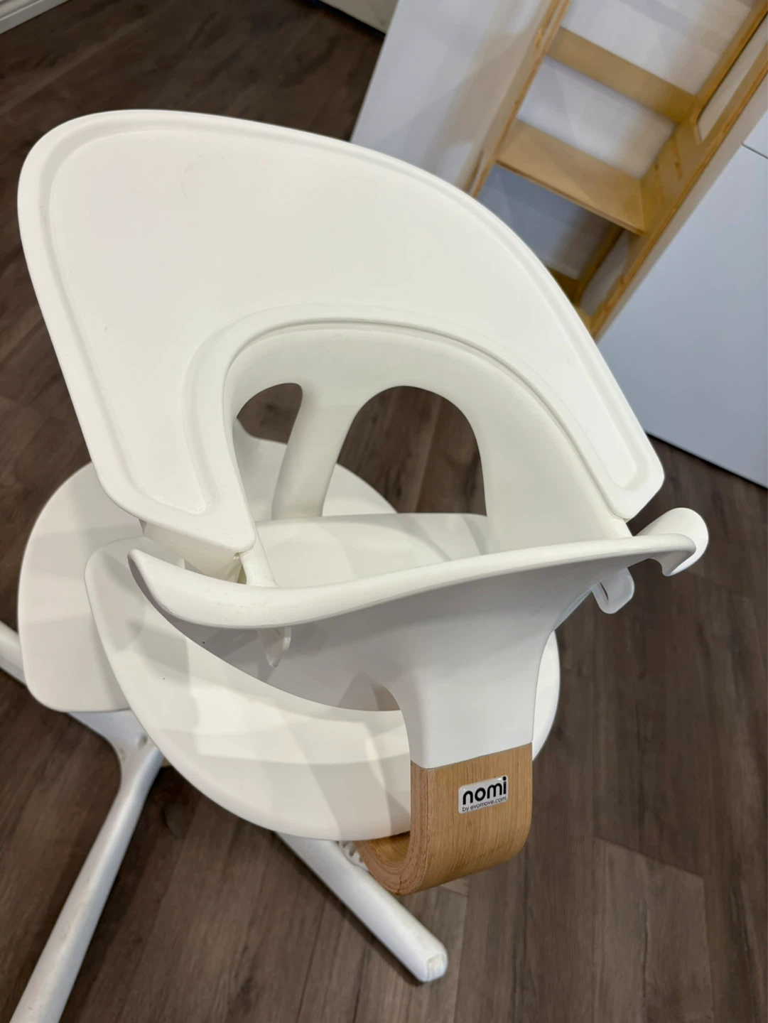 Nomi High Chair Bundle - w/ Tray - photo 4