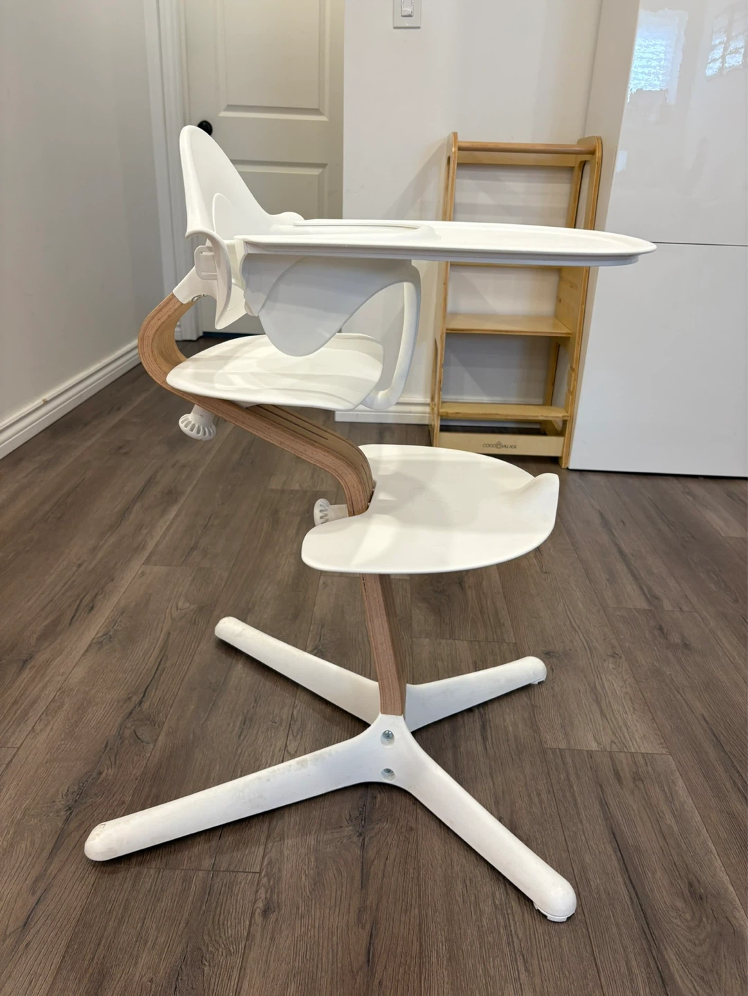 Nomi High Chair Bundle - w/ Tray - photo 3