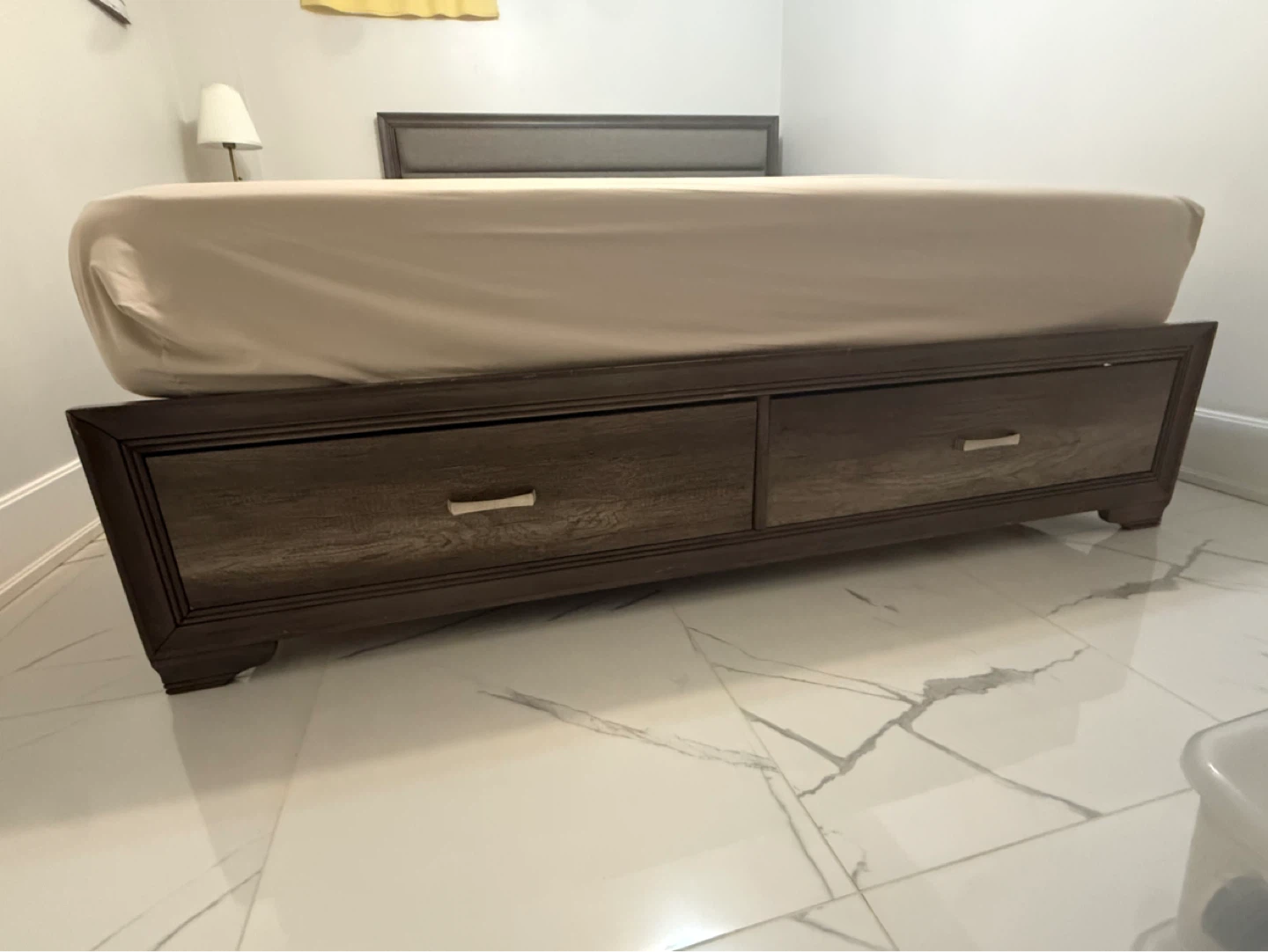 King Bed Frame with Storage Drawers – Sturdy & Clean - photo 2