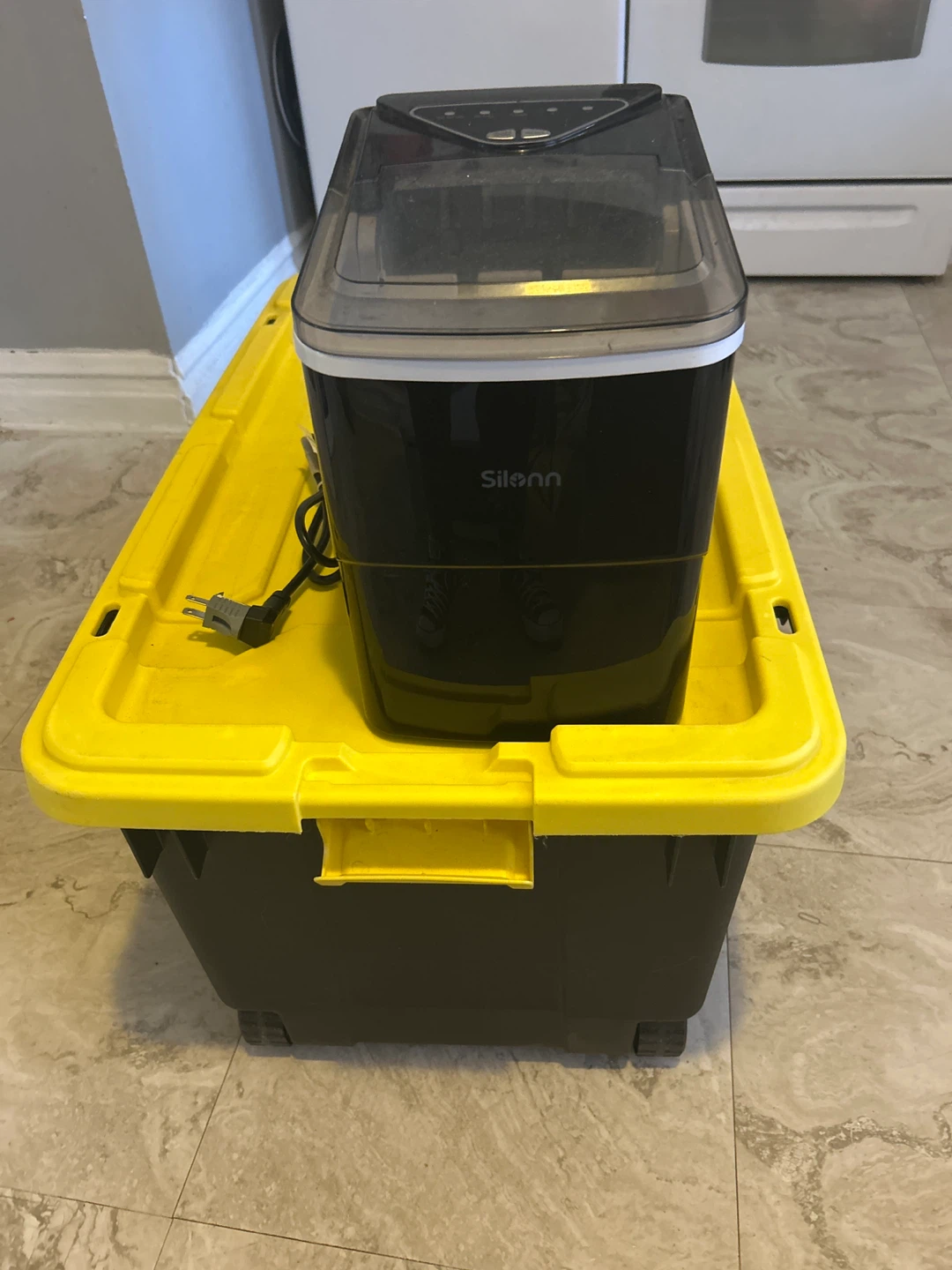 Silenn Portable Countertop Ice Maker