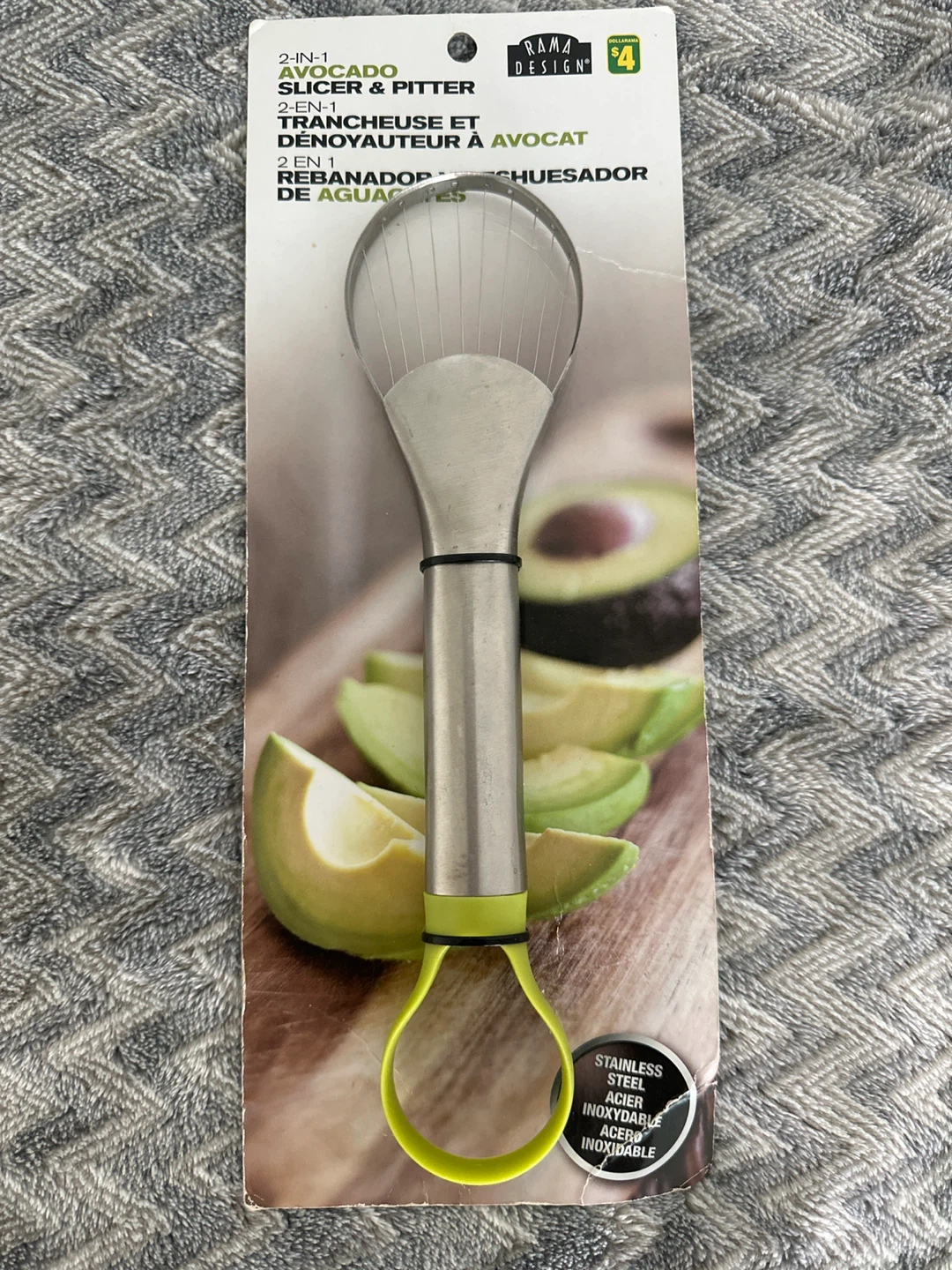 Rama Design 2-in-1 Avocado Slicer & Pitter