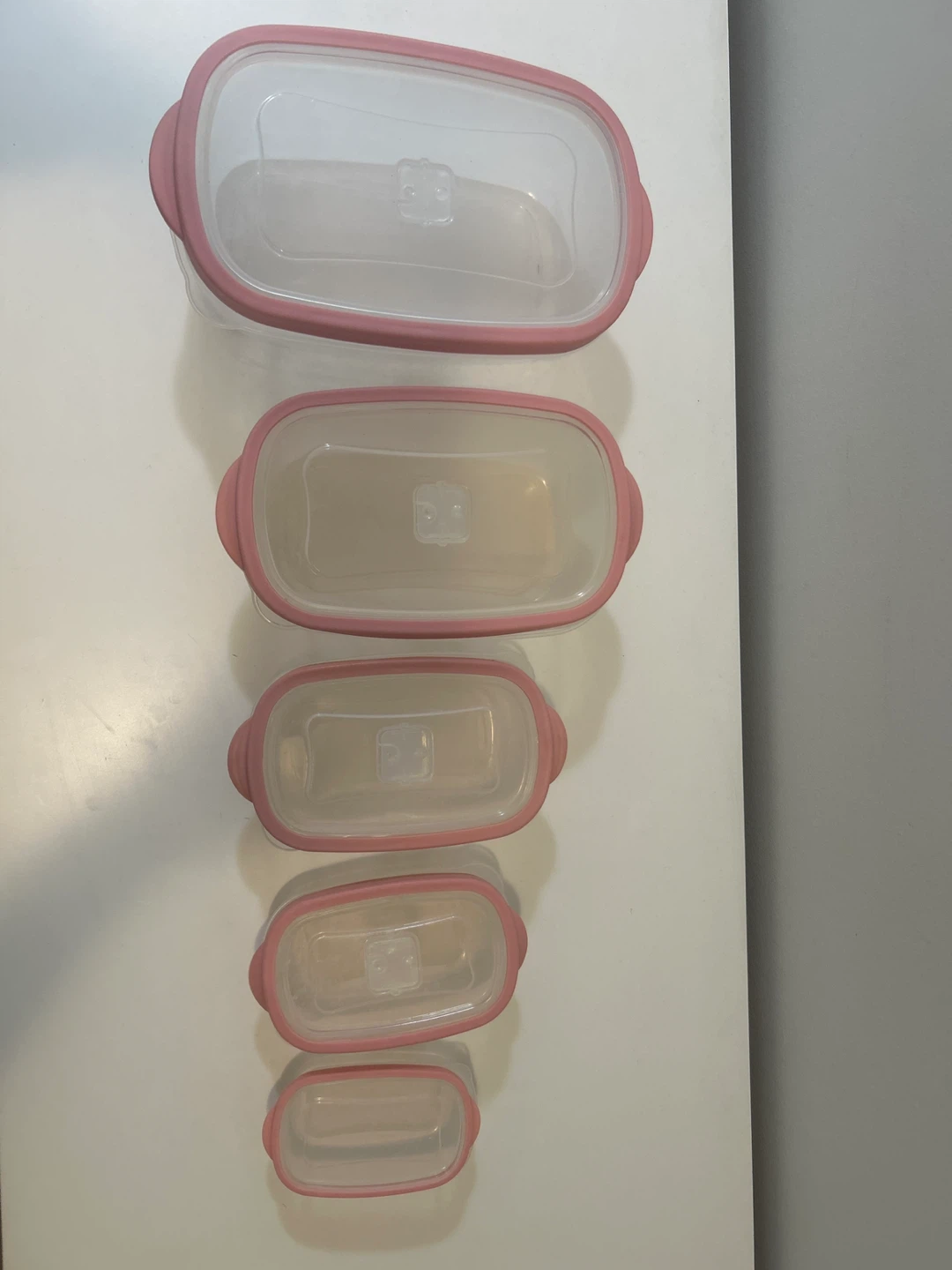Set of 5 Plastic Food Storage Containers with Pink Lids - photo 2