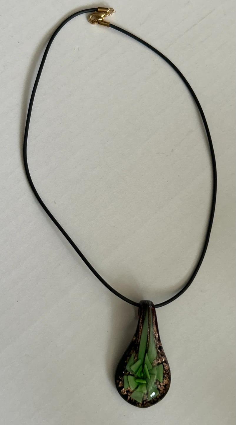 Teardrop Pendant Glass Necklace with Green Glass Accent