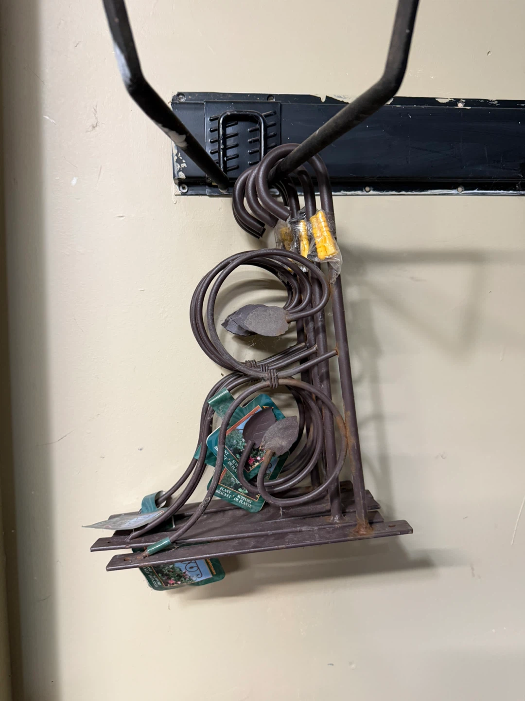 Metal Plant Stand Holder - photo 2