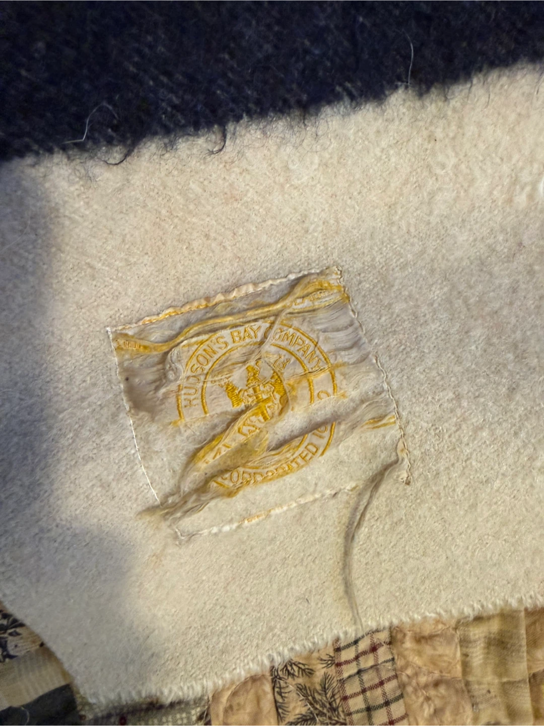 Hudson's Bay Company Wool Blanket - photo 3