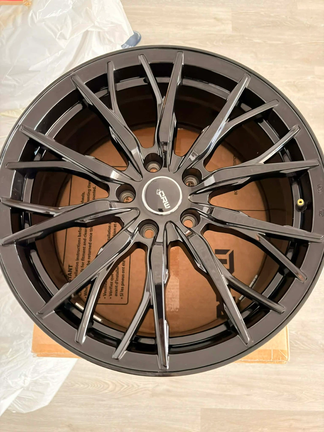 18" CRW GT1 Gloss Black Wheels (Set of 4) - photo 3