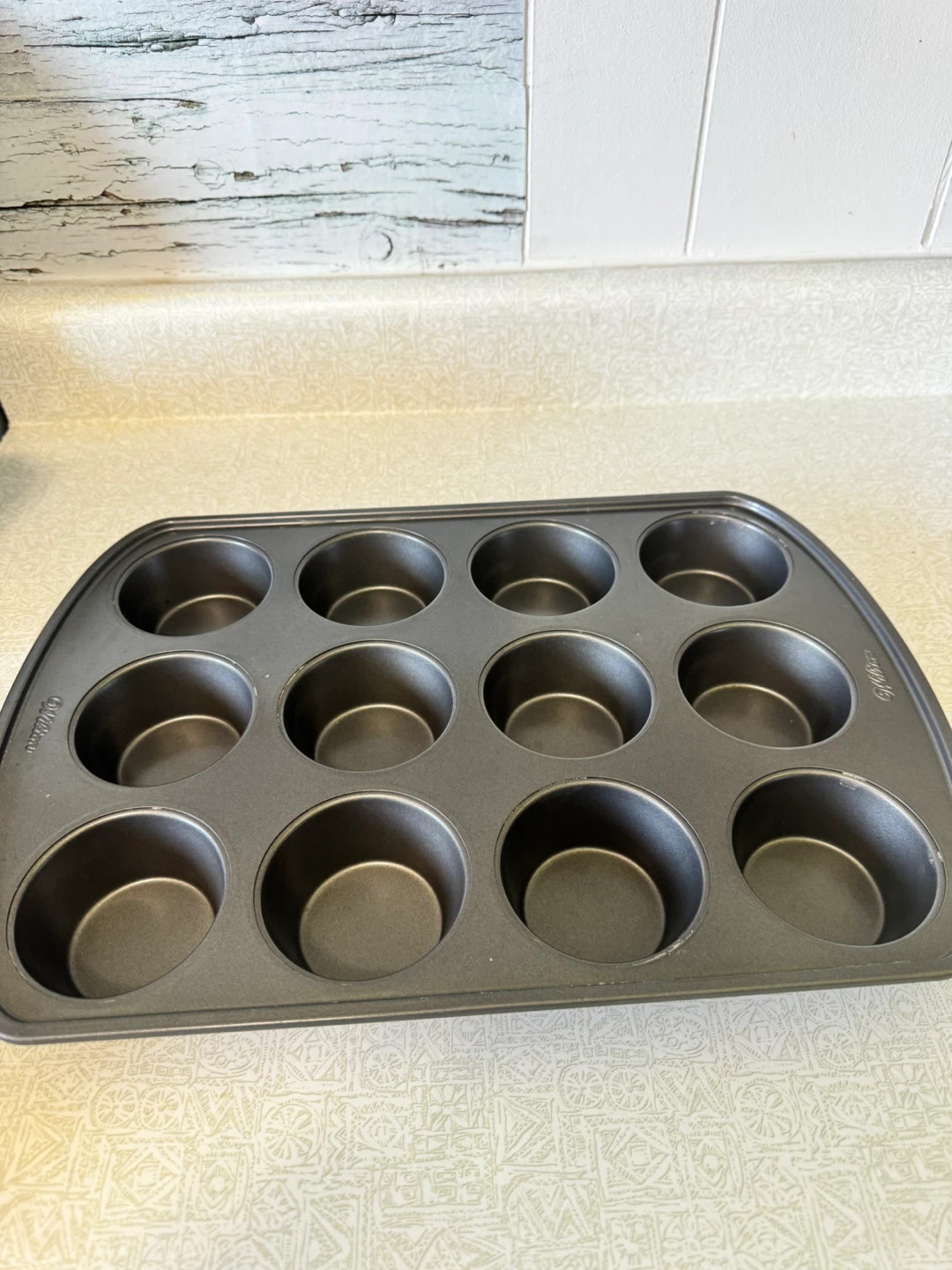 Baking Pan Set - Muffin Tin, Cookie Sheet, and Roasting Pan - photo 2
