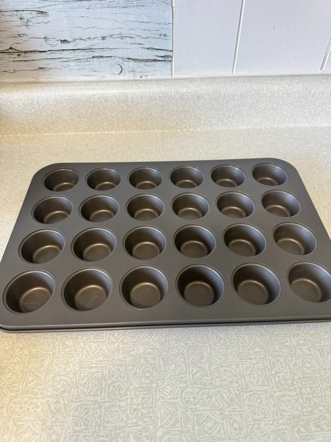 Baking Pan Set - Muffin Tin, Cookie Sheet, and Roasting Pan - photo 3