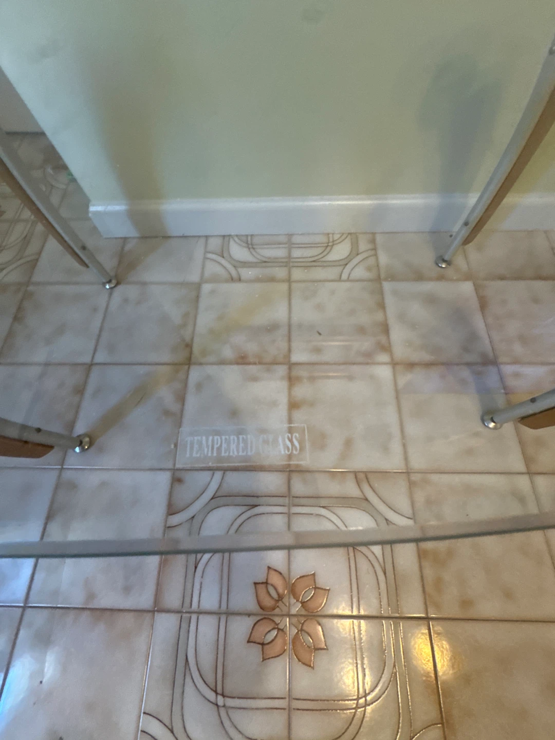 Oval Tempered Glass Coffee Table - photo 3