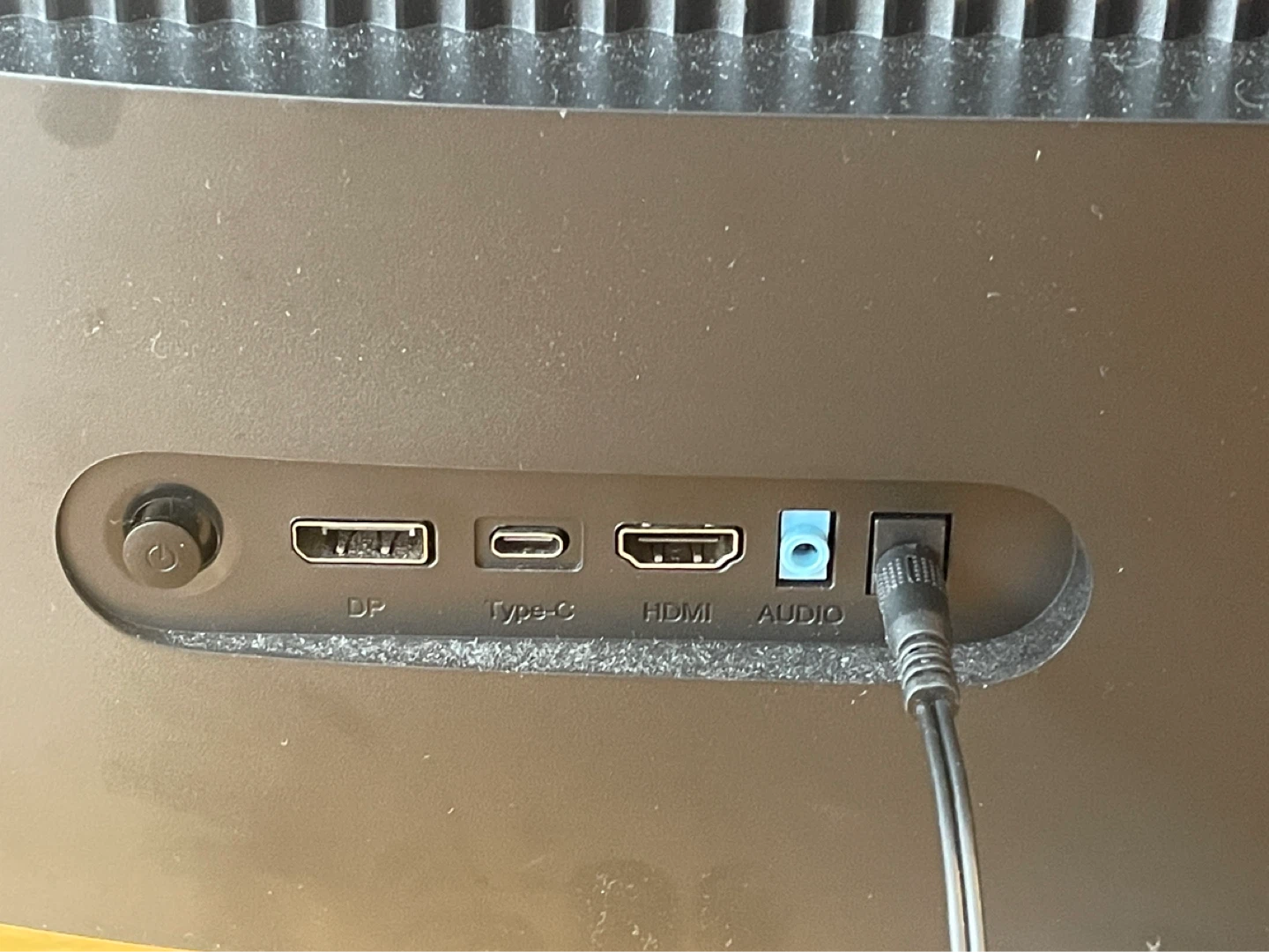 INNOCN Monitor - 24" - photo 4
