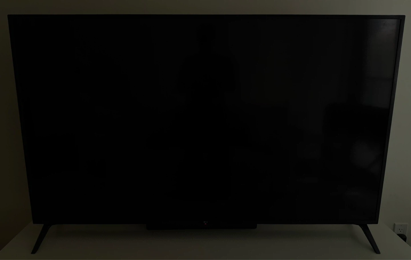 LG 70-Inch Flatscreen 4K Smart TV (Open to Offers) - photo 2