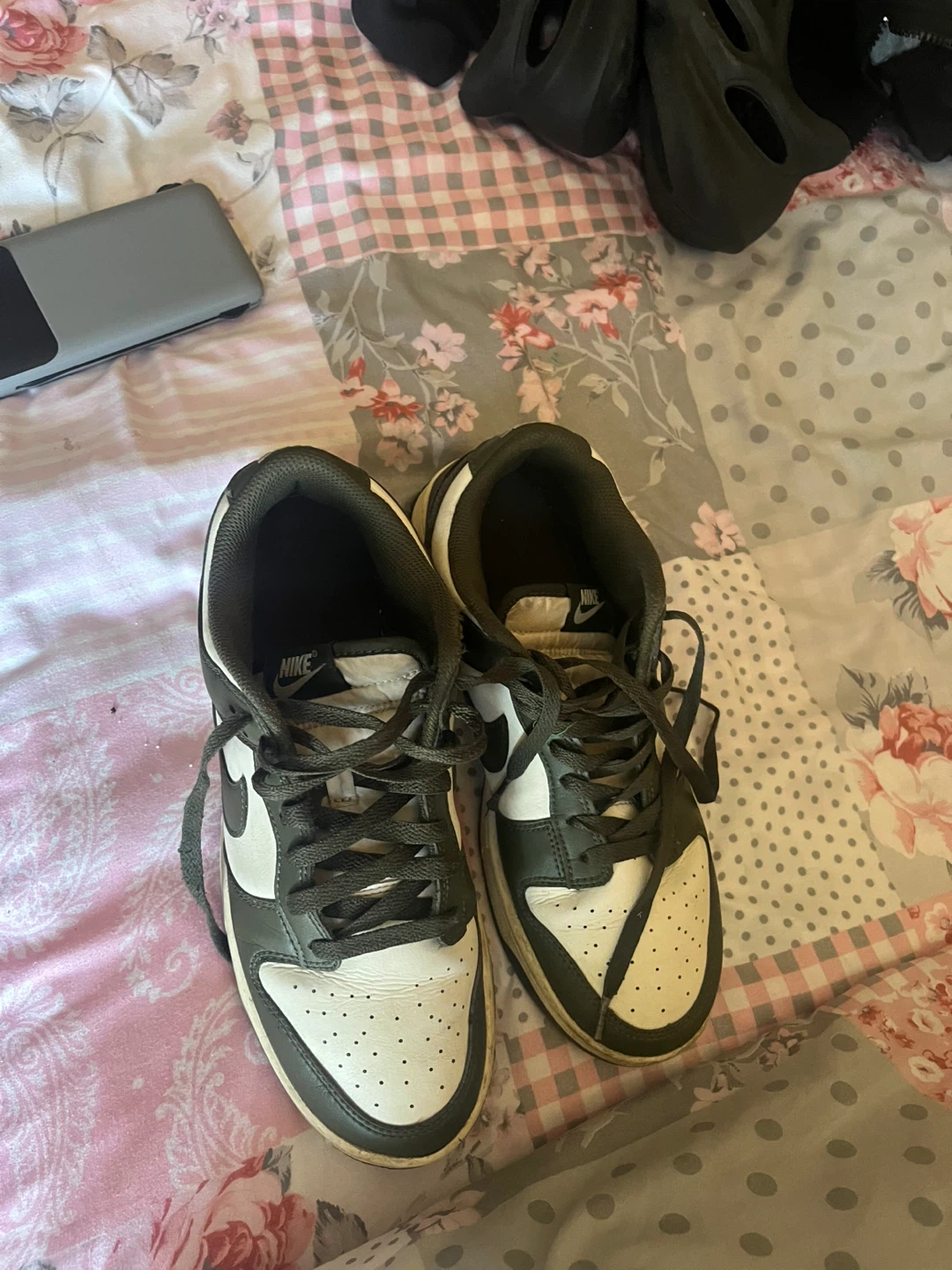 Nike Dunk Low (Size 9) White/Olive Sneakers - photo 5