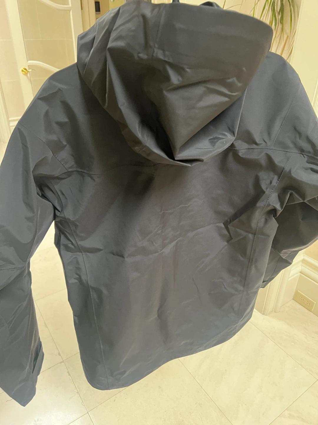 Arc'teryx Men's Gore-Tex Jacket - photo 4