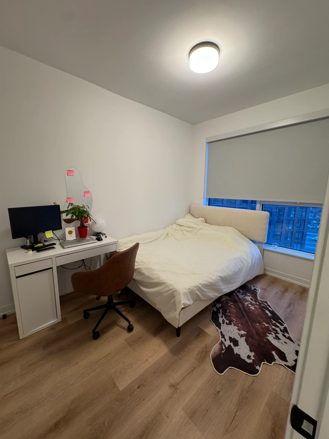 Yorkdale Condo Sublet Available April - Sept - photo 3