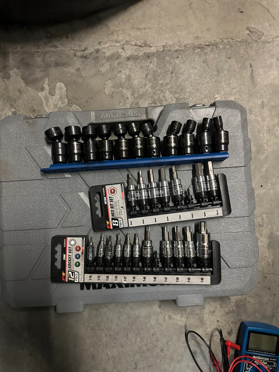 Maximum and Gearwrench Tool Set with Case - photo 3