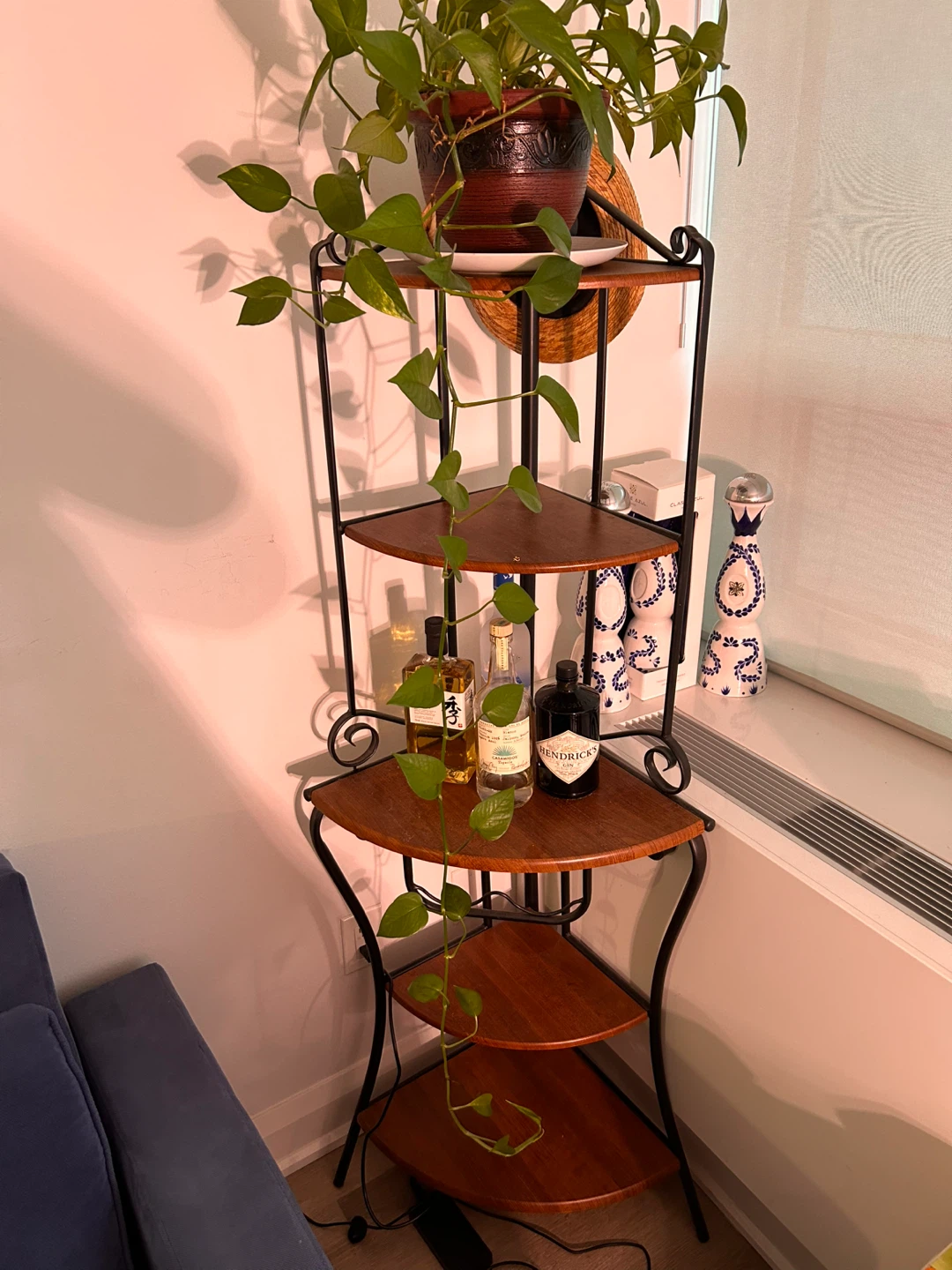Corner Shelf Unit with Wooden Shelves
