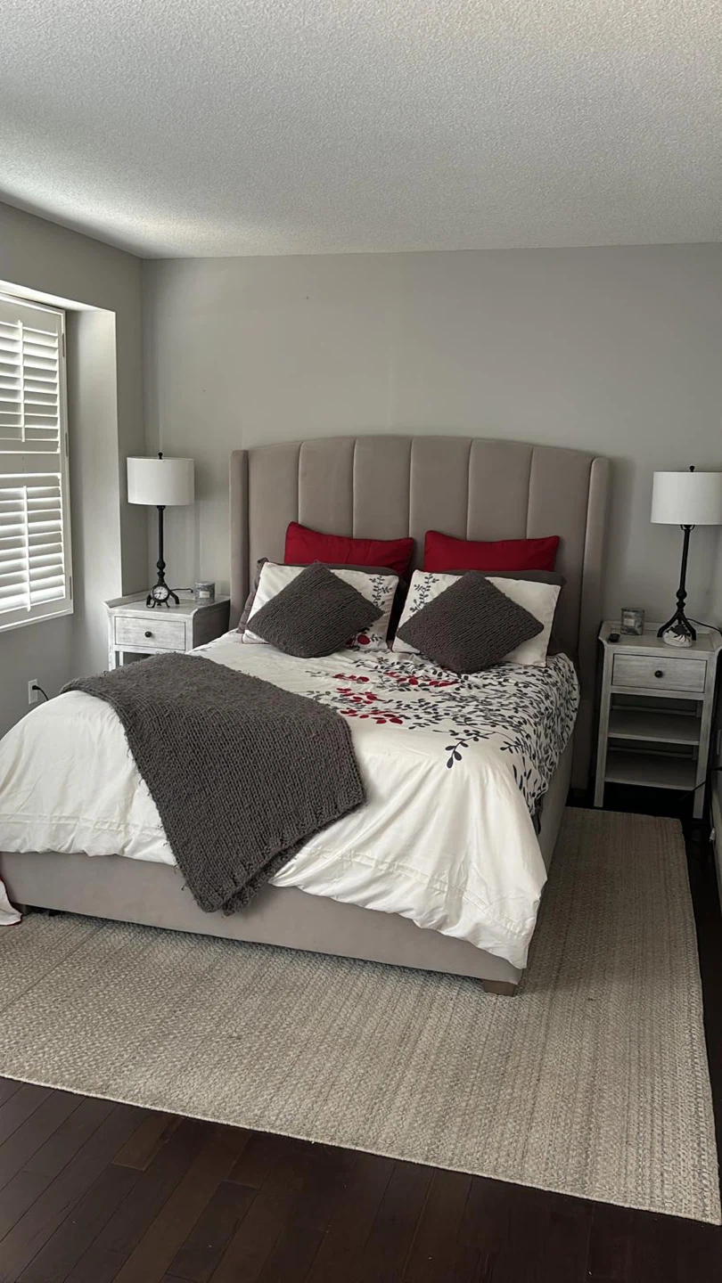 Full Queen  bedroom set