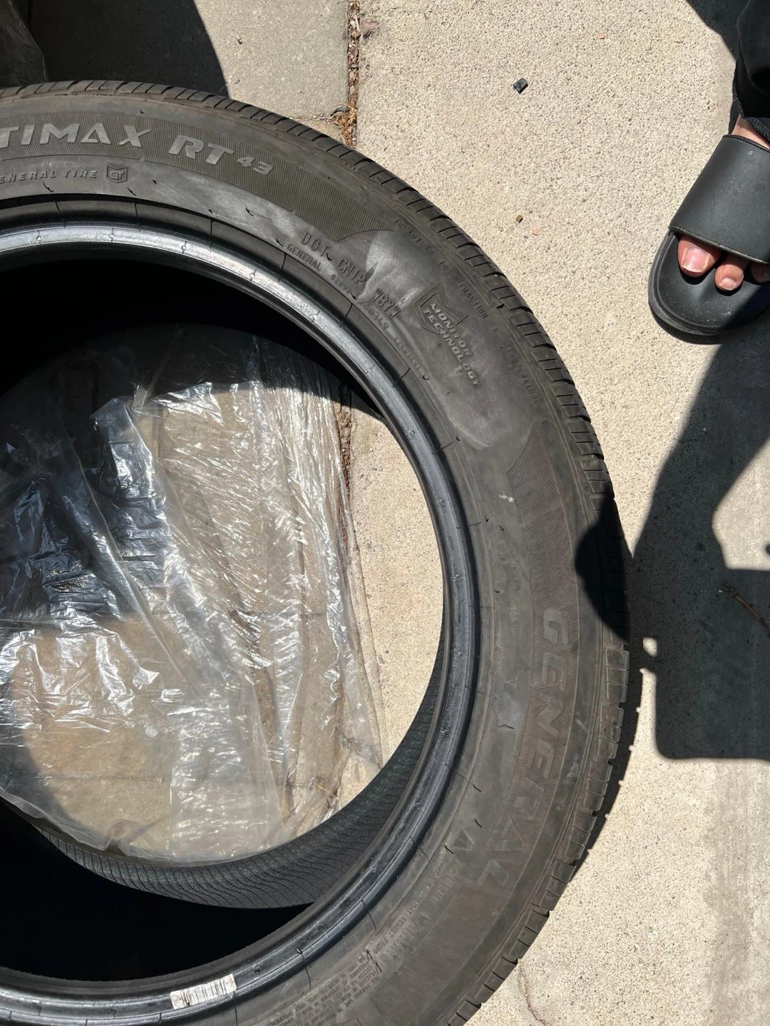 General Tire 235/50R18 97V ALTIMAX RT45