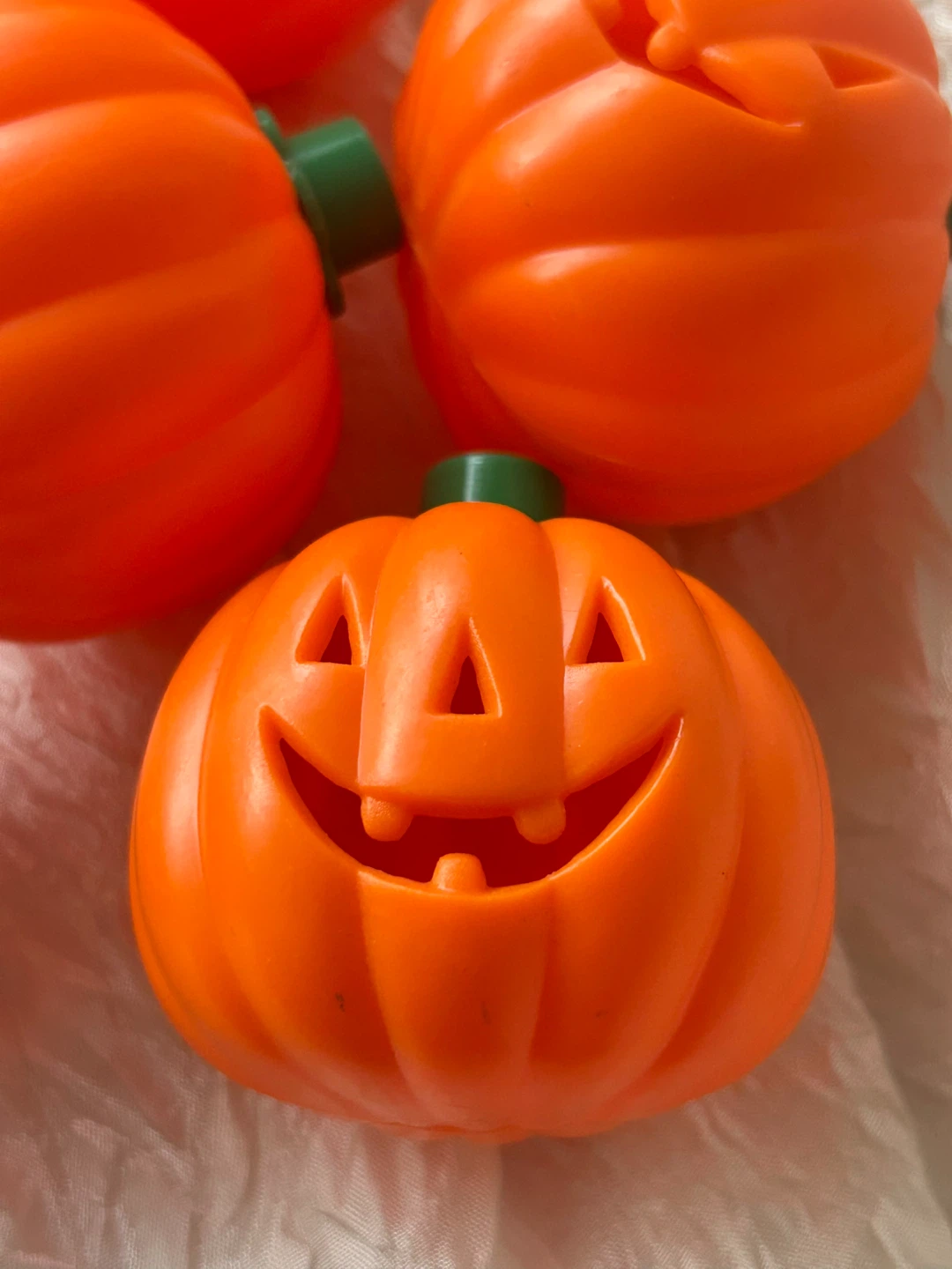 Lot of 8 Orange Jack-o'-lantern String Light Covers - photo 3