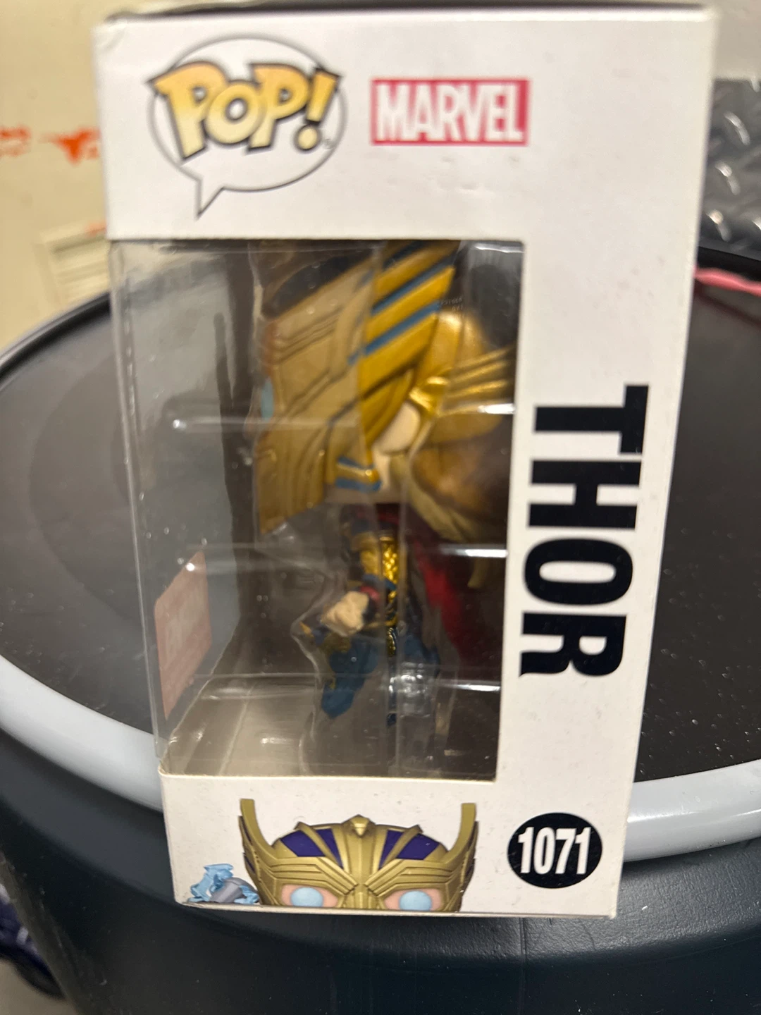 Funko Pop! Marvel Thor Love and Thunder #1071 Exclusive - photo 2