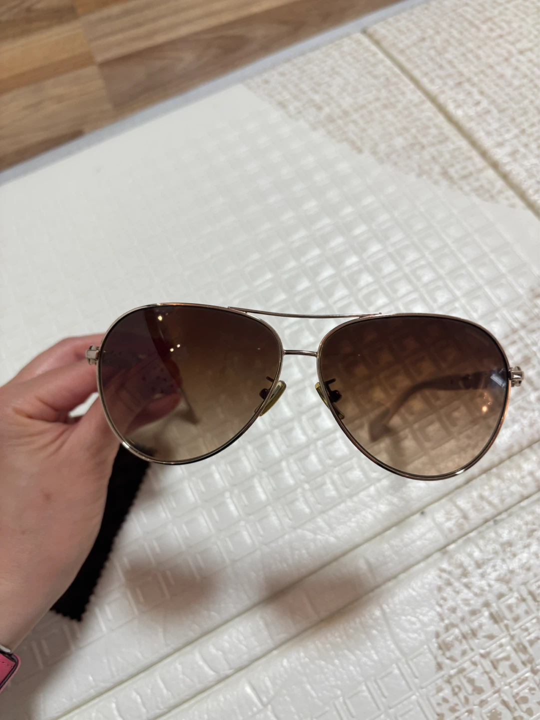 Women’s Coach Aviator Sunglasses - photo 4