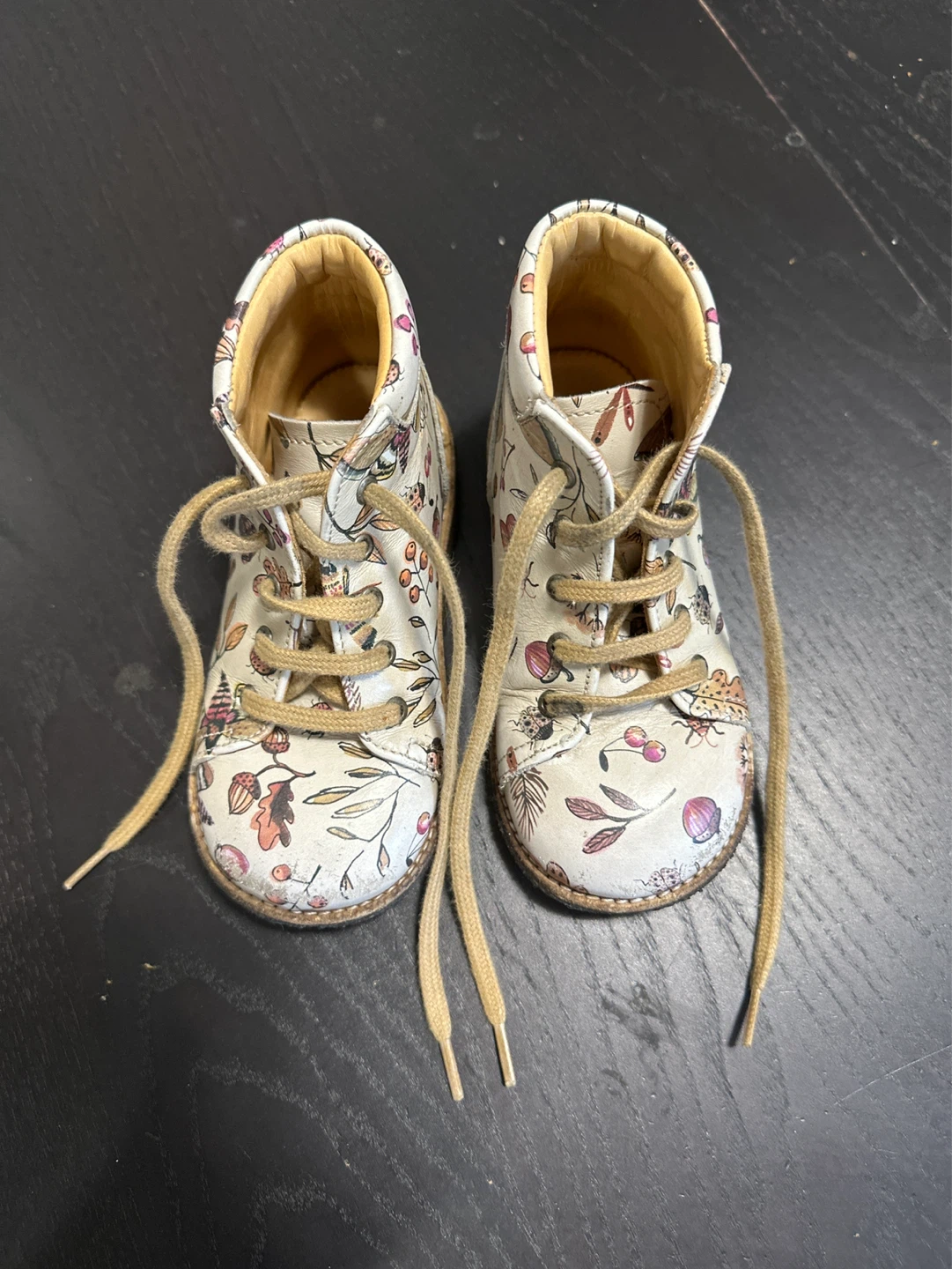 Kids Boots with Floral and Insect Print - photo 2