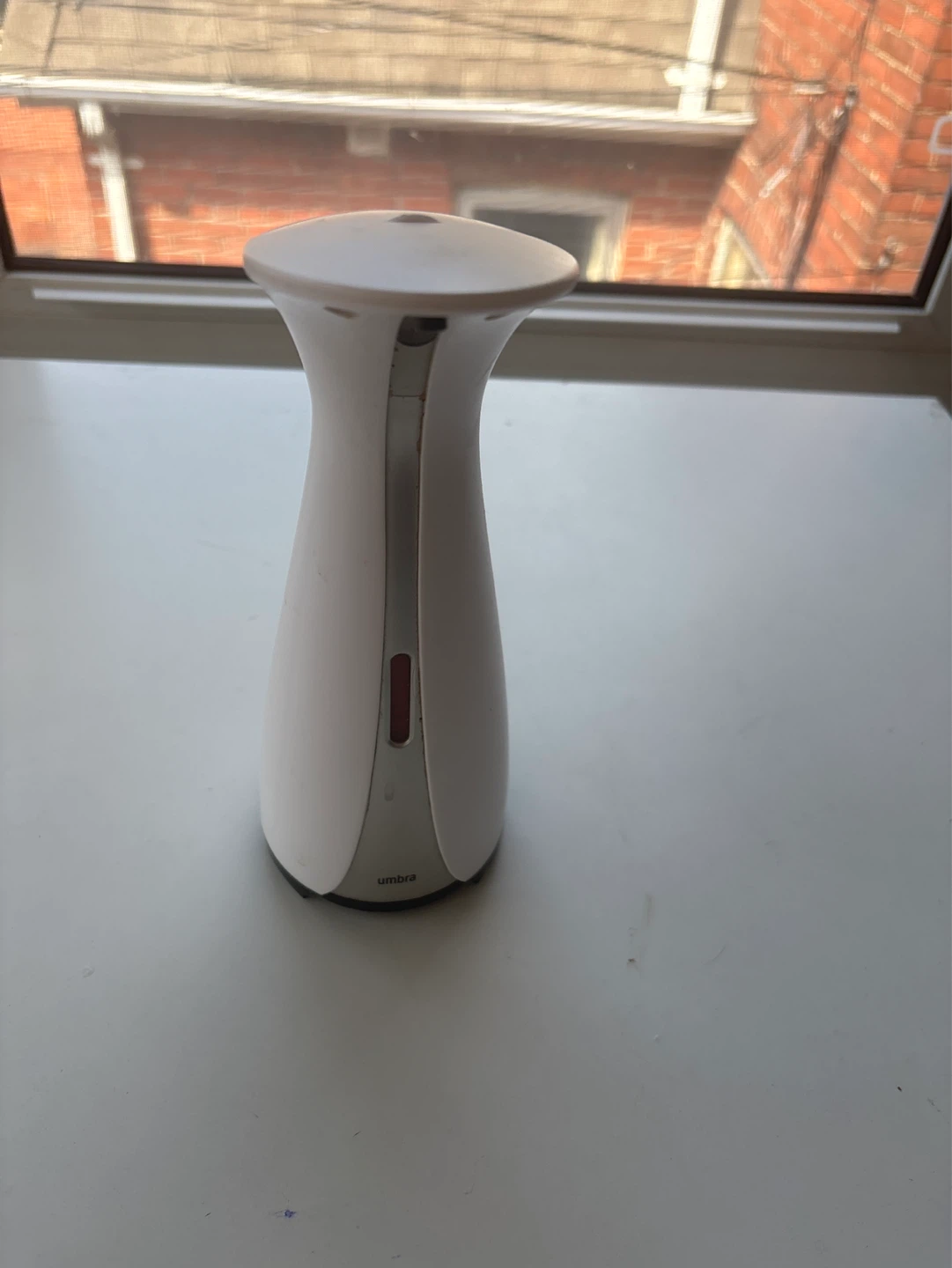 Umbra automatic soap dispenser