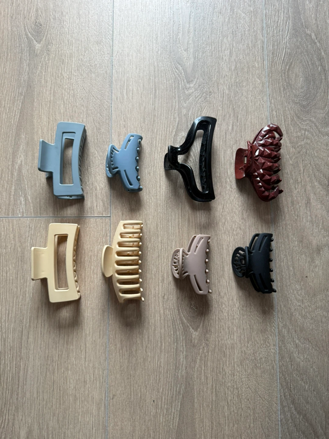 Assorted Hair Claw Clips
