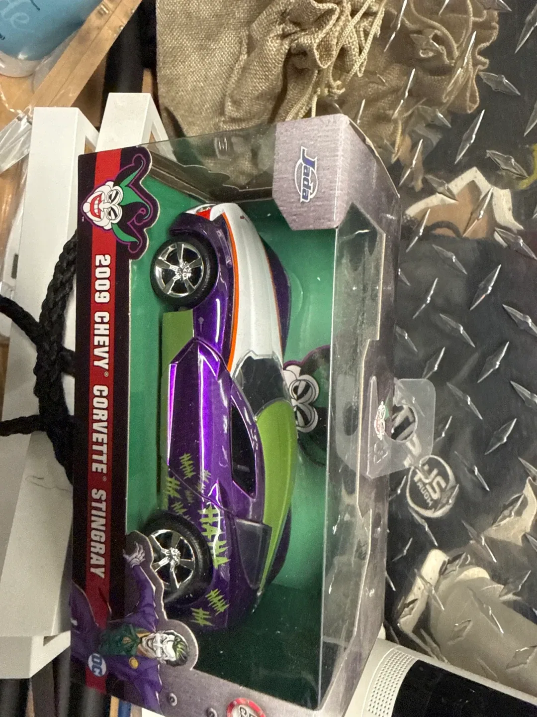 Jada 2009 Chevy Corvette Stingray Die-Cast Car - photo 3