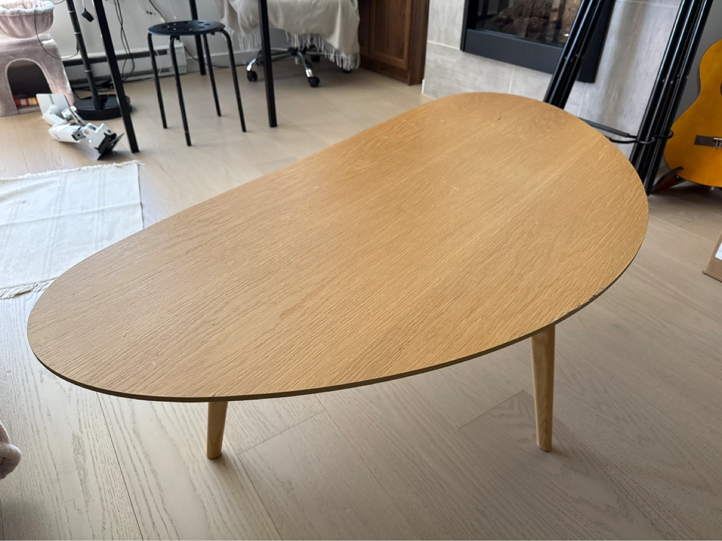 Mid-century style kidney-shaped wooden coffee table