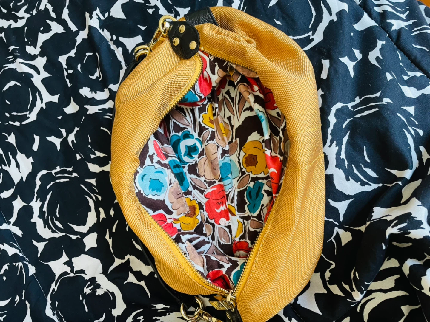 Yellow Textured Clutch Purse - photo 3