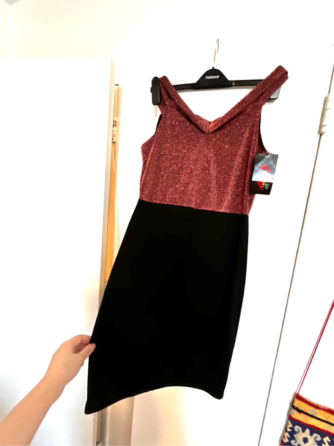 Sparkly rose gold and black party dress Small size - photo 2