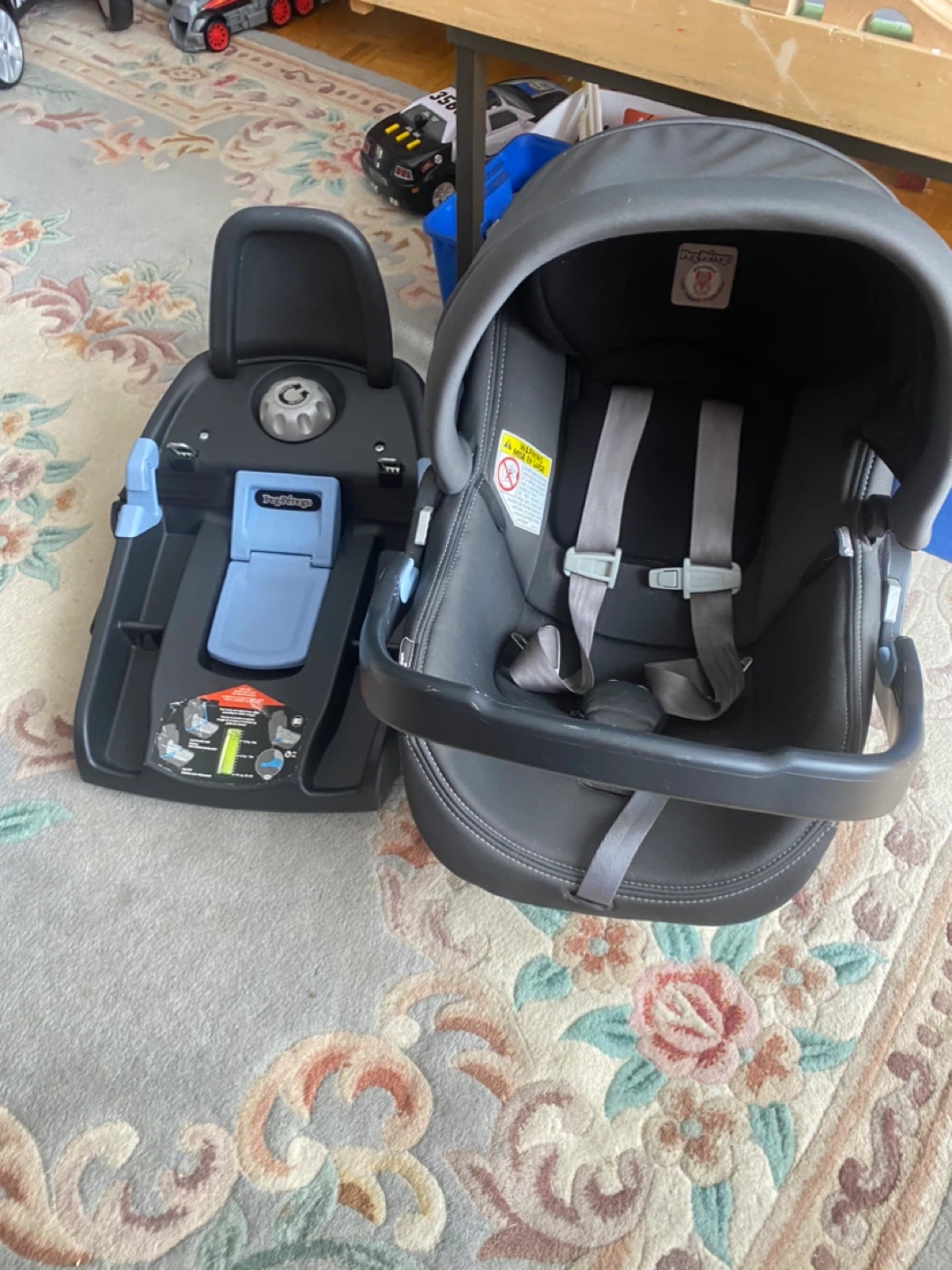 Peg Perego Infant Car Seat - photo 2