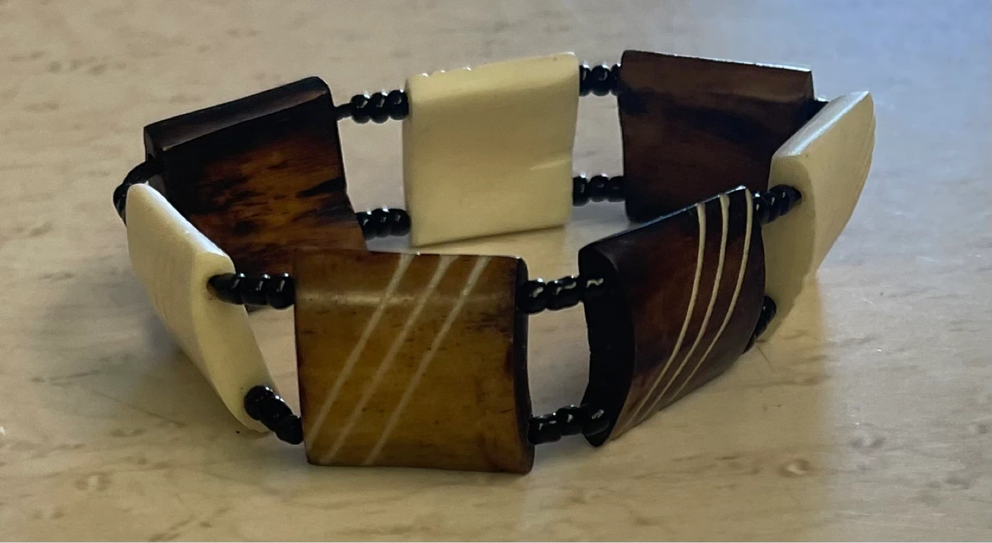 Stretch Bracelet with Square Beads