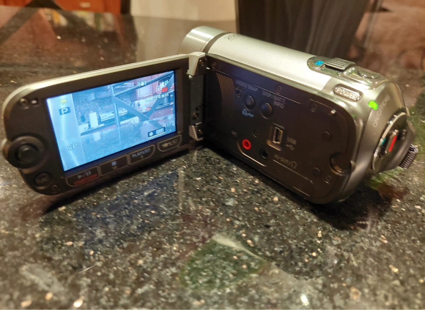 Canon FS200 Camcorder with 41x Advanced Zoom - photo 2