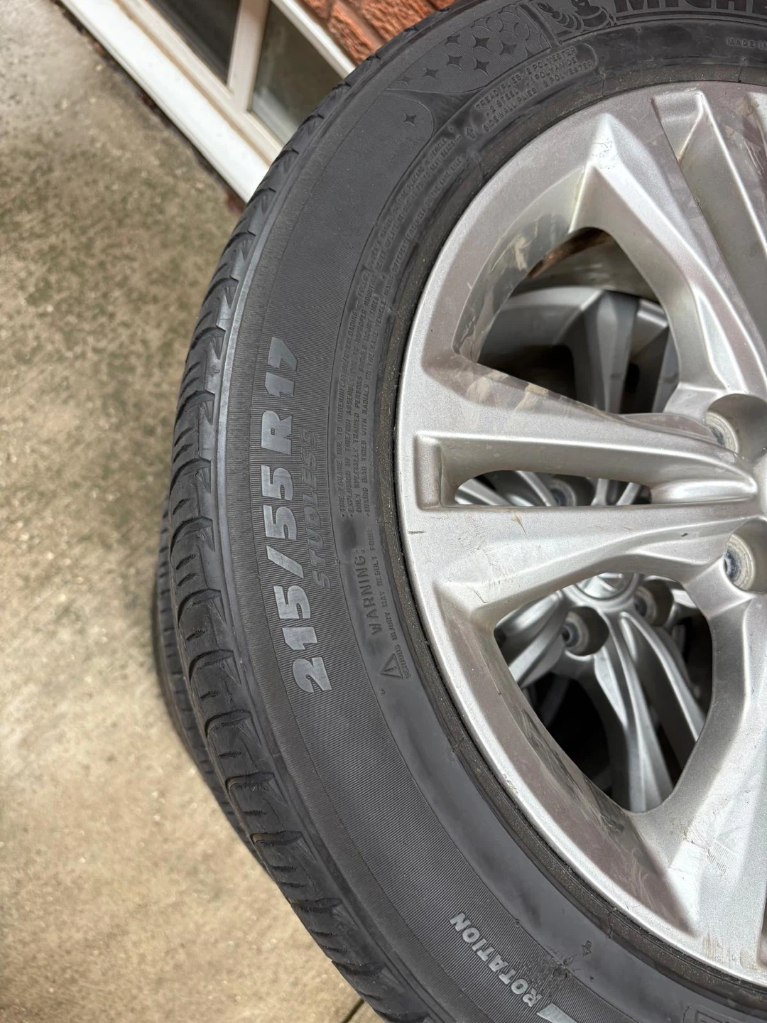 Michelin Tires with Hyundai Rims Set of 4 - photo 4