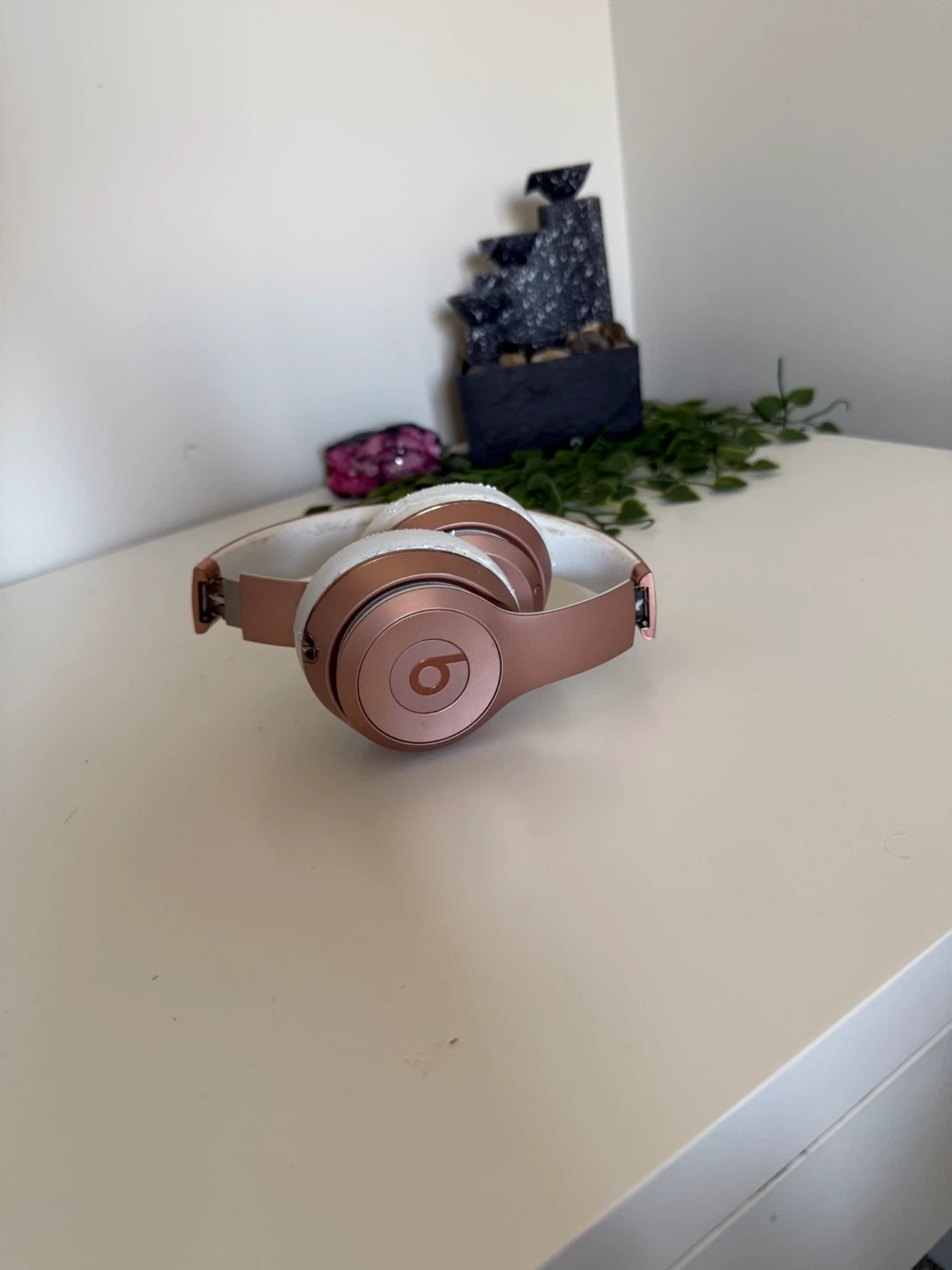 Beats Solo 3 Wireless On-Ear Headphones Rose Gold - photo 2