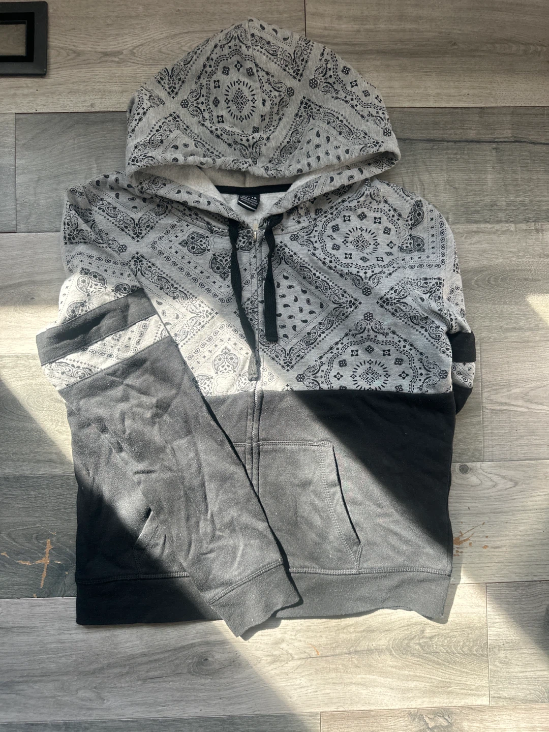 Bandana Print Zip-Up Hoodie