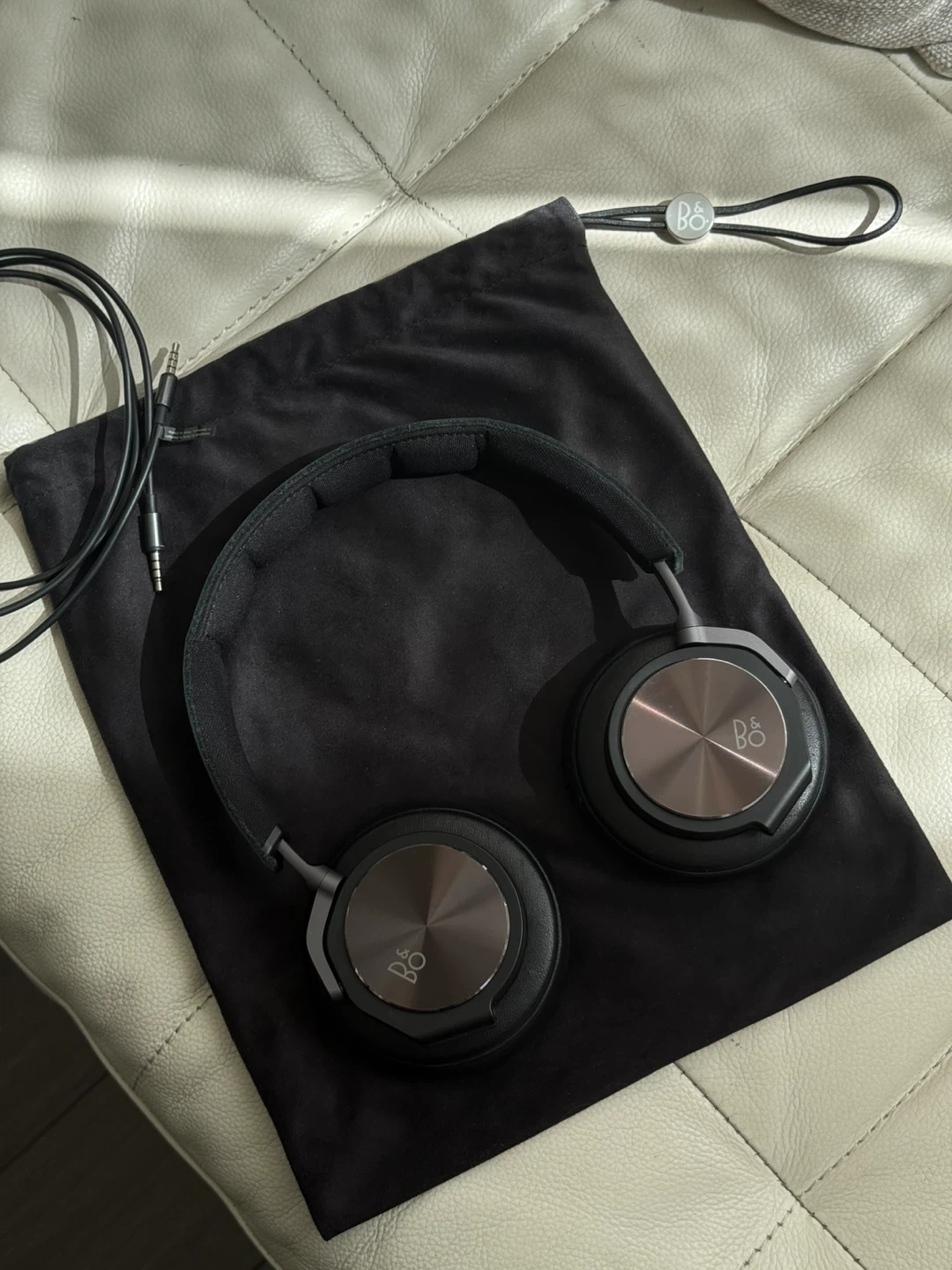 Bang & Olufsen (B&O) Beoplay H6 Over-Ear Headphones - Black