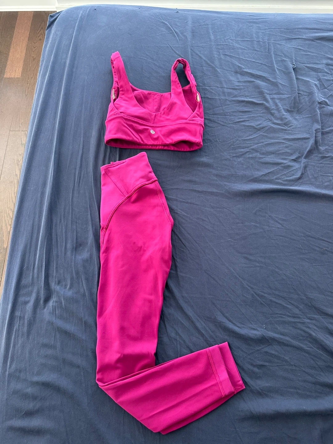 Lululemon Pink Sports Bra and Leggings Set - photo 2