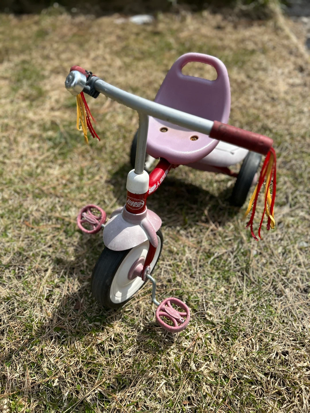 Bundle with other items ✨Radio Flyer Tricycle - photo 2