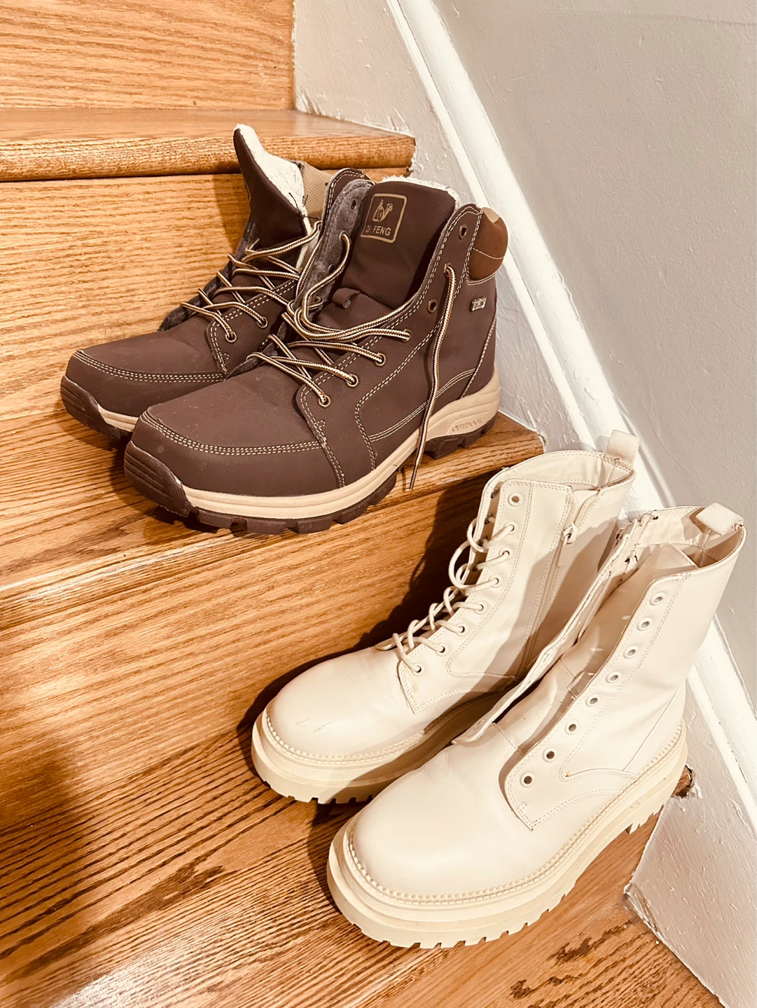 Di Feng Winter Boots & Cream Combat Boots