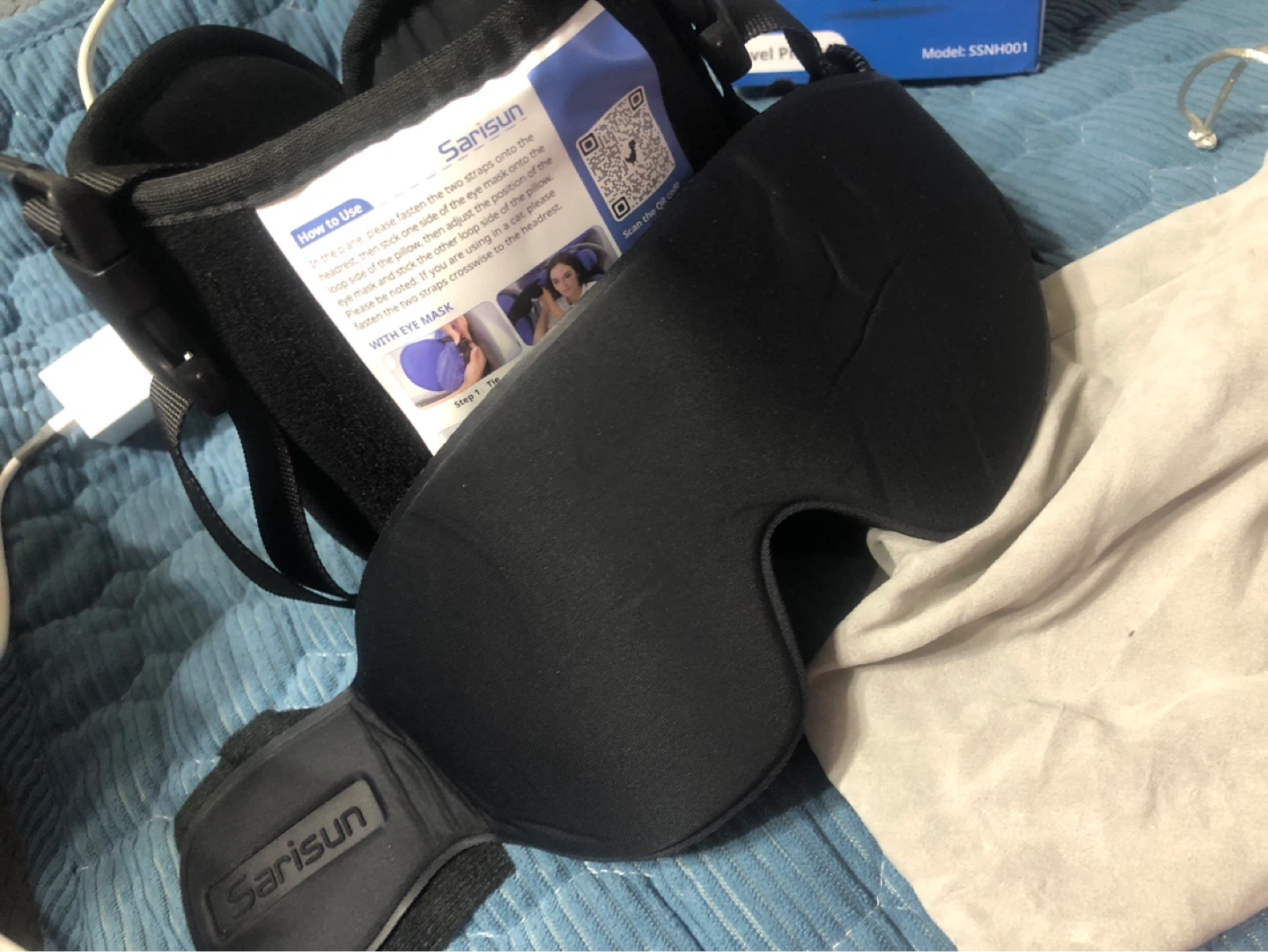 New-Sarisun Travel Pillow with Eye Mask - photo 3