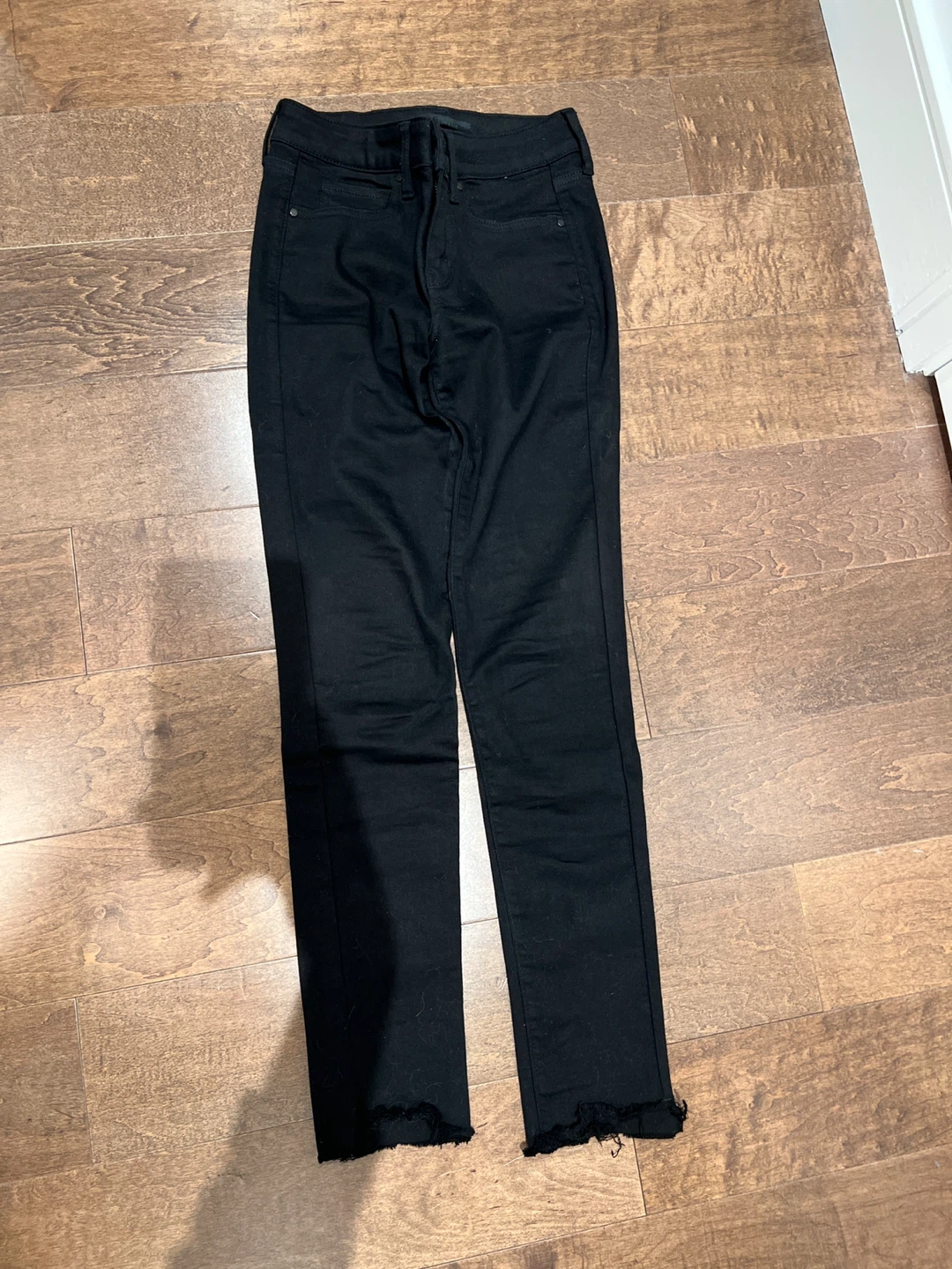 UNIQLO Black Jeans - Size 28 (inseam 28") -XS