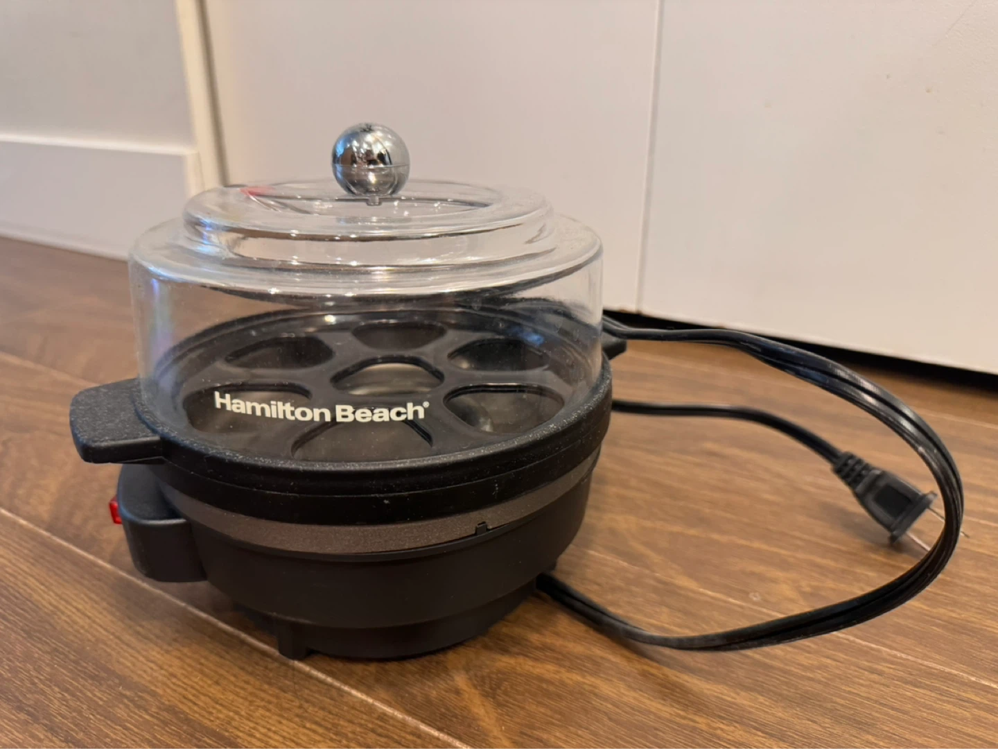 Hamilton Beach Electric Egg Cooker