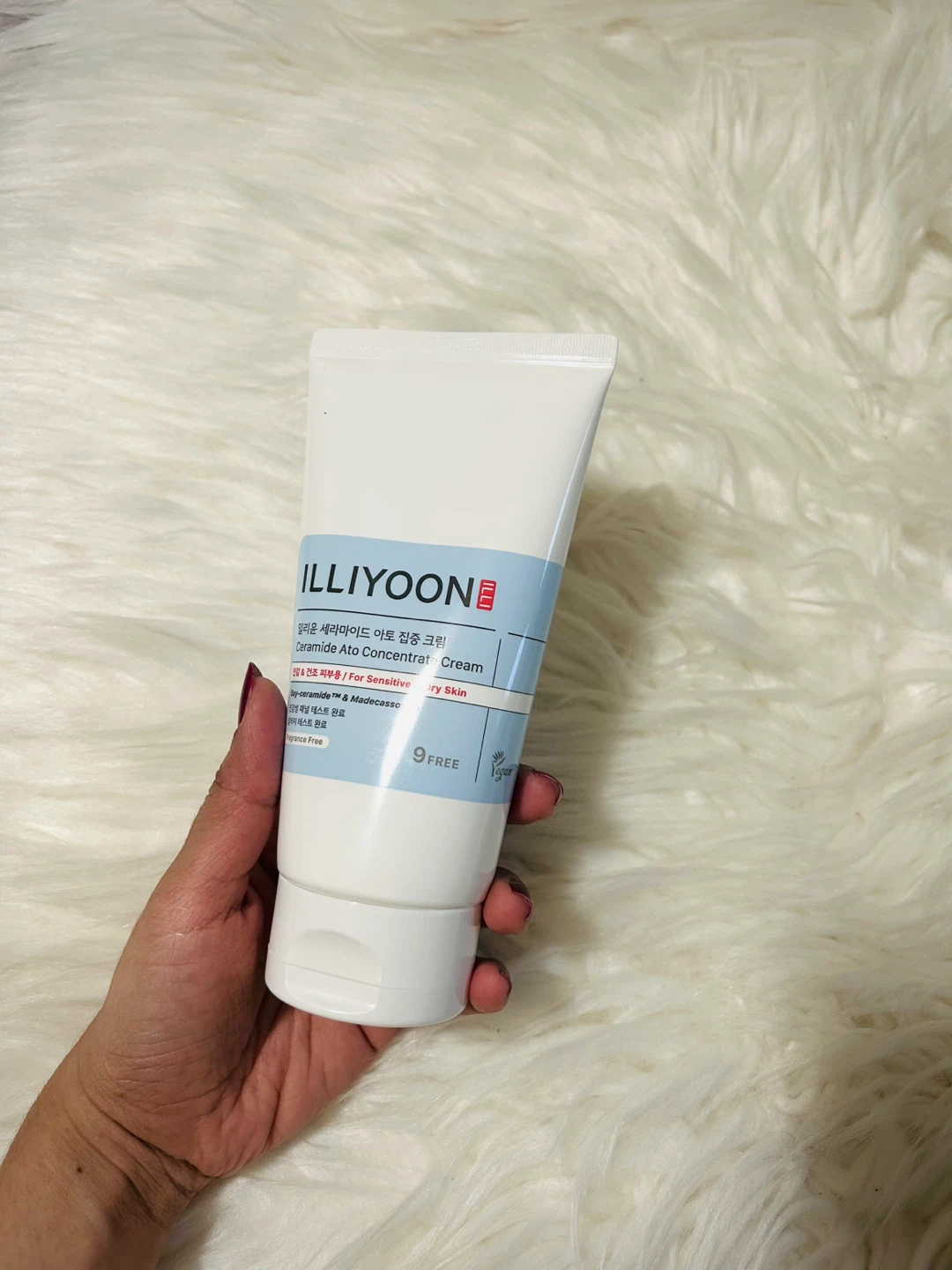 New ILLIYOON Ceramide Ato Concentrate Cream