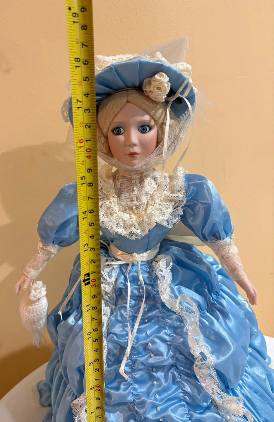 Victorian Style Porcelain Doll - photo 5